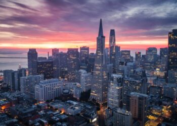 영화 ‘매트릭스’ 따라가는 “샌프란시스코 투어 어때요”