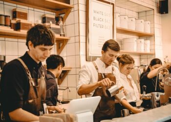 캘리포니아 최저임금 또 올린다..18달러 주민투표 추진