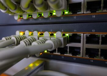 ‘스펙트럼’ 인터넷 종일 먹통, 사용자들은 ‘분통’