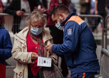 CDC, ‘오미크론 확산’ 이탈리아 등 여행경보 ‘4단계’ 격상