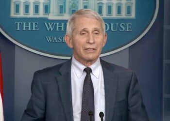 오미크론 첫 확진자는 백신 다맞은 샌프란시스코 주민