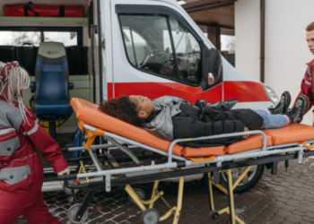 경관, 소방관 800여명 근무 못해…LA 구급차 출동도 늦어져