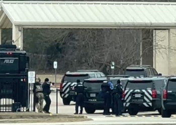 텍사스 유대교회당 인질극..경찰 진입, 범인 사망