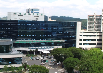 조국 딸 조민, 경상국립대 전공의 지원 탈락