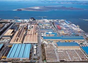 “팬티만 입혀 몸 훑어, 볼 뽀뽀” 결국 극단적 선택