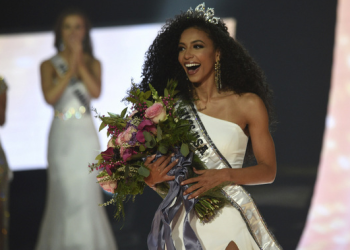 미스USA 출신 30대 흑인변호사 투신 사망