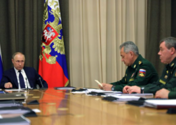 “우크라 침공, 푸틴 추종 책사 3인방에 달려”