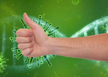 ‘오미크론 치사율 독감 수준 0.2%…집단면역 앞당길 수 있다