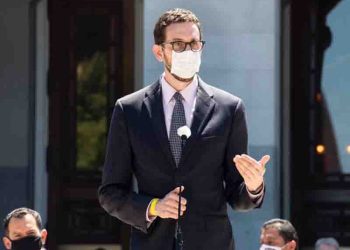 “청소년 부모 동의 없이 백신 맞을 수 있어야”