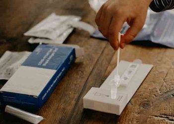 미 전국서 6천만 가구 코로나 자가진단 키트 신청