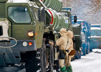 “러, 2월 중순 핵무기 훈련과 동시에 우크라 침공할 수도”