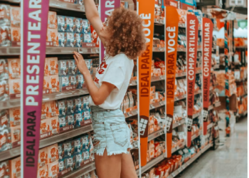 미국 물가, 40년만에 최대 폭 올라..1982년 이후 최고