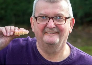 [이런일도]술마시고 토하다 잃어버린 틀니, 11년만에 찾아