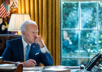 “이번주 침공 가능성”…바이든, 우크라 대통령과 통화