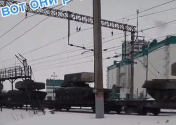 러, 우크라 국경에 병력 집결…SNS서 속속 포착