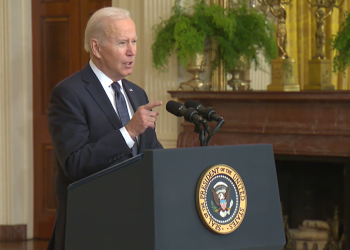 바이든 “러 병력 철수 아직 검증 안 돼…여전히 위협”