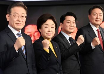 [한국대선]李·尹, 중반전 접전…尹, 李와 2.5%p·4.5%p 격차