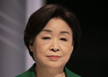 “윤석열 키운 건 민주당”…”가슴 콕콕 찌르는 지적”