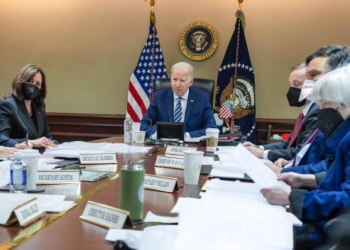 백악관 “키예프 함락 가능성…우크라 파병 안 한다”