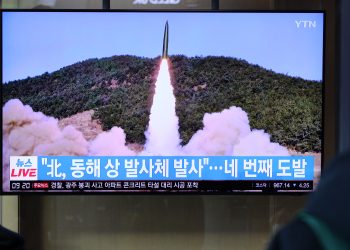 브루킹스연구소 “바이든, 김정은에 개인 편지 보내라”