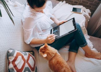 워싱턴포스트 “미국도 주 4일 근무 검토해야”