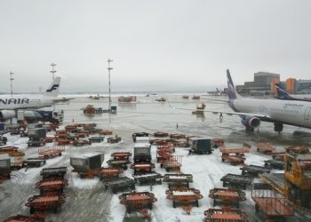 러시아, EU 회원국 등 36개국에 영공 폐쇄