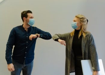 LA 카운티, 3월 중 실내 마스크 의무화 해제될 듯