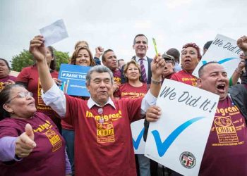 LA시 최저임금 16달러 4센트..7월부터 모든 업체 적용
