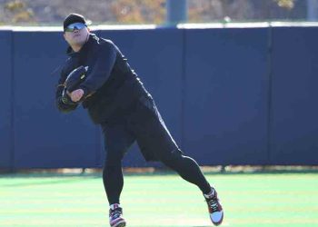 MLB 직장폐쇄 끝이 안보인다.. 개막 연기될 듯