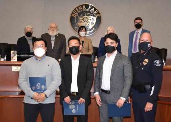 [OC]  차량절도범 잡은 한인들 “부에나팍 용감한 시민상”