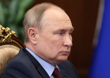 WSJ “우크라서 패전하면 푸틴 정권 붕괴”