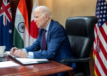 “사우디·UAE, 바이든 통화 거부”