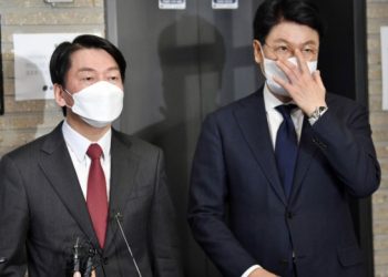 인수위원장 13일 발표…윤석열, 안철수와 140분 회동