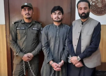 생후 7일 된 딸, 아빠가 총격 살해 “아들 아니라서”