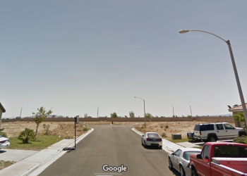 순찰차 들이받던 운전자, 경찰 총격 사망