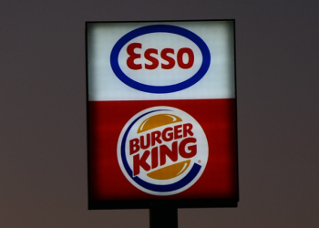 러시아서 버티는 버거킹 ‘눈총’..이유가 뭘까