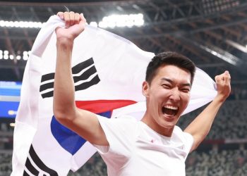 한국 최초 세계 금메달 나와…우상혁의 금빛도약(영상)