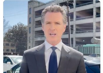 “차량 1대당 400달러 데빗카드 지급..버스,전철 3개월 무료”