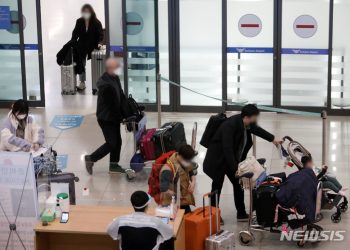 “이제 한국 갈 수 있을까” 자가격리 면제 주말 발표