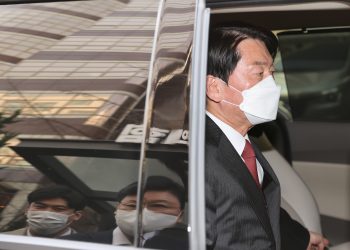 인수위 진통 조짐…尹도 安도 말 못할 사정 따로 있나