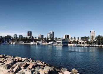 롱비치 해변에서 30대 여성 숨진채 발견