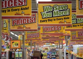 “주말엔 세일 찾아 마켓 순례…고깃집 외식은 겁나”