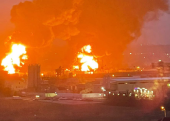 “우크라, 러시아 본토 공격..석유시설 폭파”