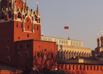 백악관 “러 금융, 붕괴직전 상황…디폴트 임박”