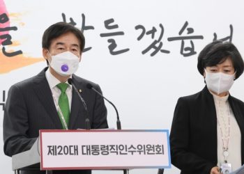 한국인들, 나이 두 살 어려진다…나이 계산법 통일