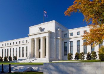 “미국 1년내 경기 침체 온다”..연준 긴축 영향