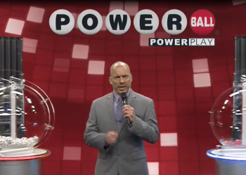 집념의 미국 여성, 같은 번호 20년만에 로토 당첨