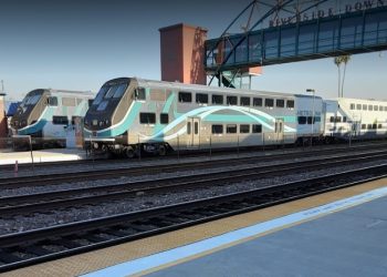 언쟁 중 달리는 열차로 여성 떠밀어 살해..리버사이드