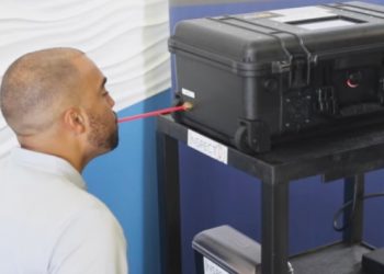 호흡만으로 코로나 진단…FDA, 호흡진단기 긴급 승인