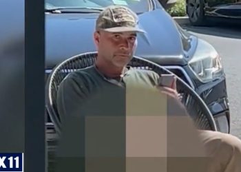 롱비치 미용실 대낮 ‘바바리맨’ 등장…20여분간 성기 노출